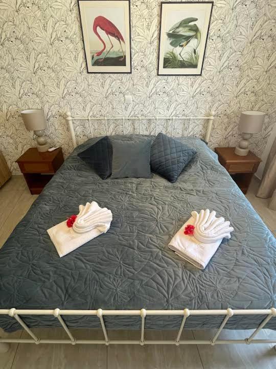 Timeless Cyprus Apartment Paphos Ngoại thất bức ảnh